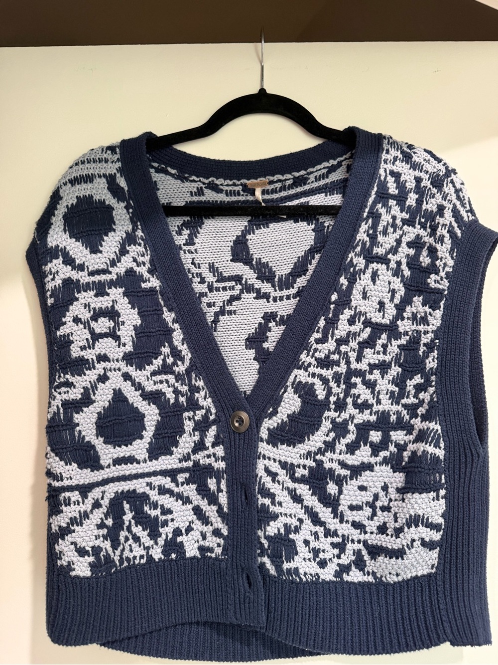 Free People Navy and White Patterned V-Neck Knit Vest